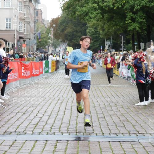 13.09.2026 - Kiel Lauf Yannick Fuchs http://msf.ph/oto/10417533 13.09.2026 09:38:49 Ziel 3814, 4314, 7747, 8313, 8482, 9759, 9838, 10415, 10894, 1806, 1946, 2480, 2903, 3315, 3344, 4043, 4518, 4975, 6277, 6989, 9825, 11351, 20, 682, 1702, 1927, 8943, 152, 1487, 5242, 6277 meine-sportfotos.de