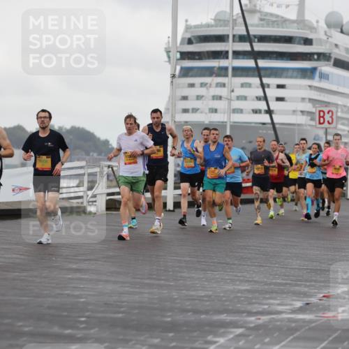 13.09.2026 - Kiel Lauf Andreas Tolksdorf http://msf.ph/oto/10417535 13.09.2026 10:56:41 Kiellinie 8209, 7208, 1180, 10512, 3, 8, 2, 1 meine-sportfotos.de