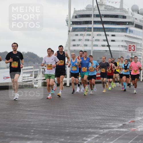13.09.2026 - Kiel Lauf Andreas Tolksdorf http://msf.ph/oto/10417547 13.09.2026 10:56:41 Kiellinie 290, 7208, 8209, 11809, 6182, 6549, 10512, 3, 2, 22 meine-sportfotos.de