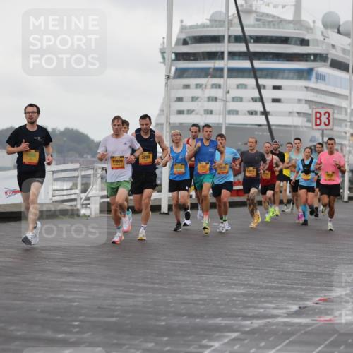 13.09.2026 - Kiel Lauf Andreas Tolksdorf http://msf.ph/oto/10417552 13.09.2026 10:56:41 Kiellinie 7208, 3290, 8209, 11809, 6182, 6549, 10512, 3 meine-sportfotos.de
