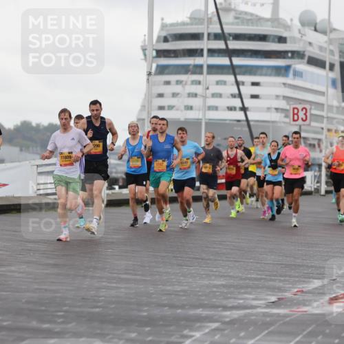 13.09.2026 - Kiel Lauf Andreas Tolksdorf http://msf.ph/oto/10417584 13.09.2026 10:56:41 Kiellinie 7208, 11809, 290, 6182, 6549, 3, 2 meine-sportfotos.de