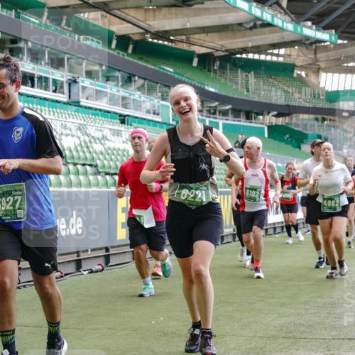 13.09.2026 - 21. swb-Marathon Bremen Michael Burmester http://msf.ph/oto/10417616 13.09.2026 13:20:16 Laufen im Stadion 333, 464, 512, 620, 704, 938, 1066, 1129, 1156, 1409, 1439, 1446, 1506, 1697, 1756, 1808, 1815, 1846, 1916, 2010, 2028, 2064, 2139, 2201, 2224, 2240, 2258, 2278, 2315, 2349, 2394, 2395, 2417, 2437, 2501, 2519, 2533, 2557, 2563, 2588, 2622, 2626, 2689, 2694, 2695, 2702, 2703, 2722, 2736, 2756, 2786, 2793, 2843, 2845, 2886, 2944, 2983, 3004, 3017, 3018, 3031, 3035, 3036, 3037, 3046, 3059, 3070, 3072, 3074, 3102, 3116, 3139, 3189, 3198, 3243, 3263, 3264, 3287, 3310, 3315 meine-sportfotos.de