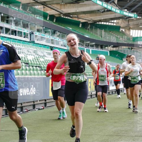 13.09.2026 - 21. swb-Marathon Bremen Michael Burmester http://msf.ph/oto/10417627 13.09.2026 13:20:16 Laufen im Stadion 333, 464, 512, 620, 704, 938, 1066, 1129, 1156, 1409, 1439, 1446, 1506, 1697, 1756, 1808, 1815, 1846, 1916, 2010, 2028, 2064, 2139, 2201, 2224, 2240, 2258, 2278, 2315, 2349, 2394, 2395, 2417, 2437, 2501, 2519, 2533, 2557, 2563, 2588, 2622, 2626, 2689, 2694, 2695, 2702, 2703, 2722, 2736, 2756, 2786, 2793, 2843, 2845, 2886, 2944, 2983, 3004, 3017, 3018, 3031, 3035, 3036, 3037, 3046, 3059, 3070, 3072, 3074, 3102, 3116, 3139, 3189, 3198, 3243, 3263, 3264, 3287, 3310, 3315 meine-sportfotos.de