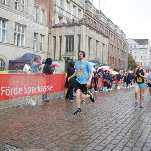 13.09.2026 - Kiel Lauf Yannick Fuchs http://msf.ph/oto/10417636 13.09.2026 10:49:44 Ziel 1388, 2167, 2245, 2668, 3008, 3164, 3294, 3311, 3459, 3508, 3979, 4049, 5179, 5350, 5370, 5651, 5849, 6024, 6157, 6292, 6339, 6827, 6877, 7011, 7311, 8263, 8644, 8977, 9037, 9107, 9275, 9449, 10037, 10191, 10204, 10703, 11354, 11524, 11880, 12378, 12410, 810, 959, 1533, 1770, 2010, 2051, 2074, 2133, 2167, 2705, 2879, 3259, 3523, 3528, 3895, 4169, 4206, 4599, 4670, 4815, 4937, 5054, 5480, 5543, 5614, 5741, 6034, 6321, 6855, 6933, 7182, 8594, 1533 meine-sportfotos.de