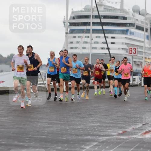 13.09.2026 - Kiel Lauf Andreas Tolksdorf http://msf.ph/oto/10417637 13.09.2026 10:56:42 Kiellinie 3, 11809, 90, 3730, 6182, 6549, 10512, 316, 9855 meine-sportfotos.de