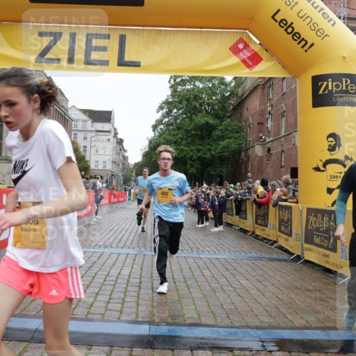 13.09.2026 - Kiel Lauf Yannick Fuchs http://msf.ph/oto/10417657 13.09.2026 09:38:58 Ziel 682, 1702, 4314, 8313, 8943, 9838, 10894, 1806, 3315, 3344, 3814, 4043, 4518, 4975, 6989, 7747, 8482, 9759, 9825, 10415, 10894, 11351, 20, 1927, 5272, 5398, 5869, 7431, 12496, 12682, 12833, 1946, 2480, 2903, 3315, 3344, 11351 meine-sportfotos.de