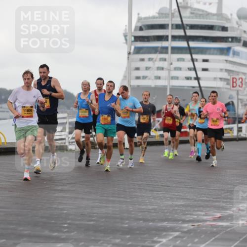 13.09.2026 - Kiel Lauf Andreas Tolksdorf http://msf.ph/oto/10417670 13.09.2026 10:56:42 Kiellinie 3730, 6182, 7208, 0, 11809, 6549, 10512, 1316, 3 meine-sportfotos.de
