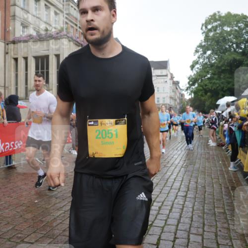 13.09.2026 - Kiel Lauf Yannick Fuchs http://msf.ph/oto/10417695 13.09.2026 10:49:50 Ziel 253, 1388, 1452, 2245, 2733, 3008, 3164, 3294, 3311, 3459, 3508, 4039, 5350, 5370, 5849, 6024, 6157, 6827, 6830, 6831, 7011, 7437, 8185, 8237, 8263, 8595, 8644, 8977, 9037, 9107, 9275, 9449, 10534, 10703, 10767, 11354, 11414, 11524, 11712, 11880, 12378, 12410, 959, 1770, 2010, 2051, 2133, 2167, 2668, 2705, 3259, 3523, 3528, 3895, 3979, 4049, 4169, 4206, 4599, 4815, 4937, 5054, 5179, 5480, 5614, 5651, 5741, 6034, 6292, 6321, 6339, 6855, 6877, 7182, 1533 meine-sportfotos.de