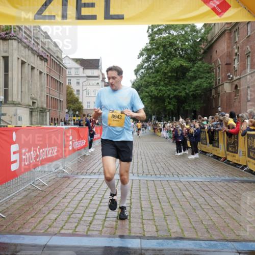 13.09.2026 - Kiel Lauf Yannick Fuchs http://msf.ph/oto/10417701 13.09.2026 09:39:00 Ziel 682, 1702, 1927, 4314, 8313, 8943, 9838, 1806, 3315, 3344, 3814, 4043, 4518, 4975, 6989, 7747, 8482, 9759, 9825, 10415, 10894, 20, 5272, 5398, 5869, 7216, 7431, 12496, 12682, 12833, 1946, 2480, 2903, 3315, 3344, 9825, 11351 meine-sportfotos.de