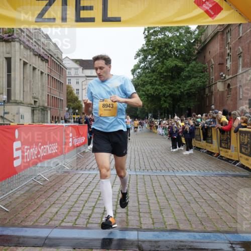 13.09.2026 - Kiel Lauf Yannick Fuchs http://msf.ph/oto/10417707 13.09.2026 09:39:00 Ziel 682, 1702, 1927, 4314, 8313, 8943, 9838, 1806, 3315, 3344, 3814, 4043, 4518, 4975, 6989, 7747, 8482, 9759, 9825, 10415, 10894, 20, 5272, 5398, 5869, 7216, 7431, 12496, 12682, 12833, 1946, 2480, 2903, 3315, 3344, 9825, 11351 meine-sportfotos.de