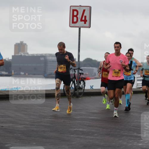 13.09.2026 - Kiel Lauf Andreas Tolksdorf http://msf.ph/oto/10417811 13.09.2026 10:56:48 Kiellinie 6549, 4, 10008, 10512, 83, 9855, 9253, 9316 meine-sportfotos.de