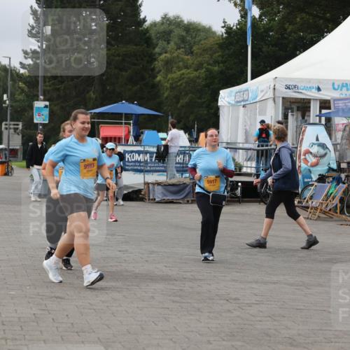 13.09.2026 - Kiel Lauf Andreas Tolksdorf http://msf.ph/oto/10417823 13.09.2026 10:08:07 Kiellinie 83, 33, 10, 9593, 5917 meine-sportfotos.de