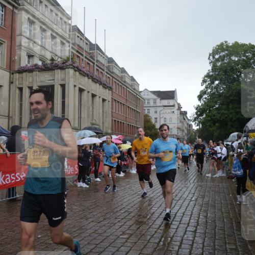 13.09.2026 - Kiel Lauf Yannick Fuchs http://msf.ph/oto/10417856 13.09.2026 10:49:58 Ziel 136, 253, 1401, 1452, 2733, 2901, 3008, 3076, 3164, 4039, 4317, 4921, 5115, 5370, 5438, 5685, 6827, 6830, 6831, 7437, 8185, 8237, 8459, 8595, 9449, 10171, 10216, 10237, 10297, 10534, 10767, 11414, 11437, 11485, 11524, 11712, 12590, 12664, 959, 1388, 1770, 2133, 2167, 2245, 2668, 2705, 3008, 3164, 3259, 3294, 3311, 3459, 3508, 3528, 3979, 4049, 4169, 4937, 5054, 5179, 5350, 5370, 5651, 5741, 5849, 6024, 6034, 6157, 6292, 6321, 6339, 6827, 6877, 7011, 8644, 8977, 9037, 177 meine-sportfotos.de