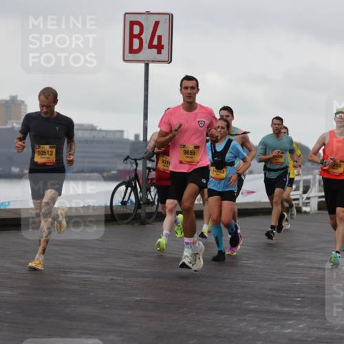 13.09.2026 - Kiel Lauf Andreas Tolksdorf http://msf.ph/oto/10417866 13.09.2026 10:56:48 Kiellinie 10512, 4, 931, 39, 9855, 12083, 253, 3970 meine-sportfotos.de
