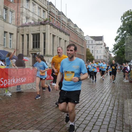 13.09.2026 - Kiel Lauf Yannick Fuchs http://msf.ph/oto/10417870 13.09.2026 10:49:59 Ziel 136, 253, 1057, 1401, 1452, 2733, 2901, 3076, 4039, 4317, 4921, 5115, 5438, 5685, 6830, 6831, 7437, 8185, 8237, 8459, 8595, 9449, 10171, 10216, 10237, 10297, 10534, 10767, 11414, 11437, 11485, 11524, 11712, 12590, 12664, 12747, 959, 1388, 1770, 2133, 2167, 2245, 2668, 2705, 3008, 3164, 3259, 3294, 3311, 3459, 3508, 3528, 3979, 4049, 4937, 5054, 5179, 5350, 5370, 5651, 5741, 5849, 6024, 6034, 6157, 6292, 6321, 6339, 6827, 6877, 7011, 8644, 8977, 9037, 177 meine-sportfotos.de