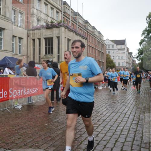 13.09.2026 - Kiel Lauf Yannick Fuchs http://msf.ph/oto/10417874 13.09.2026 10:49:59 Ziel 136, 253, 1057, 1401, 1452, 2733, 2901, 3076, 4039, 4317, 4921, 5115, 5438, 5685, 6830, 6831, 7437, 8185, 8237, 8459, 8595, 9449, 10171, 10216, 10237, 10297, 10534, 10767, 11414, 11437, 11485, 11524, 11712, 12590, 12664, 12747, 959, 1388, 1770, 2133, 2167, 2245, 2668, 2705, 3008, 3164, 3259, 3294, 3311, 3459, 3508, 3528, 3979, 4049, 4937, 5054, 5179, 5350, 5370, 5651, 5741, 5849, 6024, 6034, 6157, 6292, 6321, 6339, 6827, 6877, 7011, 8644, 8977, 9037, 177 meine-sportfotos.de