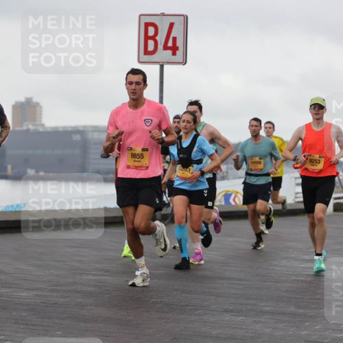 13.09.2026 - Kiel Lauf Andreas Tolksdorf http://msf.ph/oto/10417892 13.09.2026 10:56:49 Kiellinie 10512, 4, 9855, 12683, 10008, 9253, 3970 meine-sportfotos.de