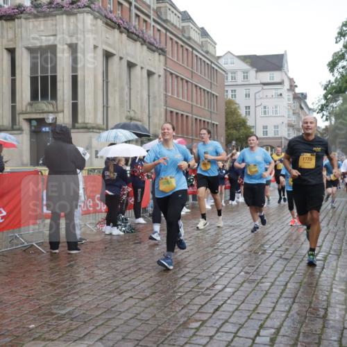 13.09.2026 - Kiel Lauf Yannick Fuchs http://msf.ph/oto/10417896 13.09.2026 10:50:00 Ziel 136, 253, 1057, 1401, 1452, 2733, 2901, 3076, 4039, 4317, 4921, 5115, 5438, 5685, 6830, 6831, 7437, 8185, 8237, 8459, 8595, 10171, 10216, 10237, 10297, 10534, 10767, 11414, 11437, 11485, 11712, 11776, 12590, 12664, 12747, 959, 1388, 1770, 2133, 2167, 2245, 2668, 2705, 3008, 3164, 3259, 3294, 3311, 3459, 3508, 3528, 3979, 4049, 5054, 5179, 5350, 5370, 5651, 5741, 5849, 6024, 6034, 6157, 6292, 6321, 6339, 6827, 6831, 6877, 7011, 8644, 8977, 9037, 177 meine-sportfotos.de