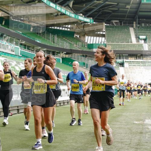 13.09.2026 - 21. swb-Marathon Bremen Michael Burmester http://msf.ph/oto/10417901 13.09.2026 10:42:53 Laufen im Stadion 10002, 10004, 10005, 10148, 10271, 10303, 10330, 10361, 10362, 10395, 10396, 10402, 10422, 10461, 10462, 10474, 10490, 10491, 10519, 10546, 10547, 10557, 10572, 10665, 10722, 10752, 10773, 10776, 10784, 10805, 10854, 10859, 10880, 10889, 10899, 10900, 10909, 10963, 10977, 11026, 11027, 11041, 11078, 11084, 11085, 11090, 11097, 11098, 11140, 11173, 11192, 11217, 11264, 11274, 11448, 11456, 11461, 11482 meine-sportfotos.de