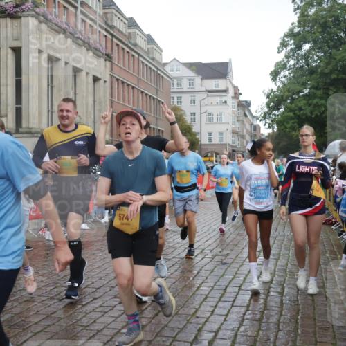 13.09.2026 - Kiel Lauf Yannick Fuchs http://msf.ph/oto/10417962 13.09.2026 10:50:04 Ziel 136, 253, 723, 1057, 1401, 1452, 2709, 2733, 2901, 3076, 4039, 4317, 4714, 4921, 5115, 5438, 5685, 5804, 6445, 7437, 7788, 8185, 8375, 8459, 8665, 10171, 10216, 10237, 10297, 10534, 10767, 11414, 11437, 11485, 11776, 12590, 12664, 12747, 959, 1388, 2167, 2245, 2668, 2705, 3008, 3164, 3259, 3294, 3311, 3459, 3508, 3528, 3979, 4039, 4049, 5179, 5350, 5370, 5651, 5741, 5849, 6024, 6157, 6292, 6321, 6339, 6827, 6830, 6831, 6877, 7011, 8237, 8644, 8977, 9037, 177, 3259, 6321 meine-sportfotos.de