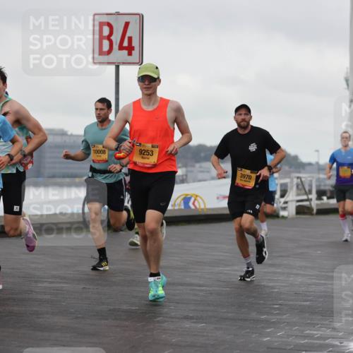 13.09.2026 - Kiel Lauf Andreas Tolksdorf http://msf.ph/oto/10418002 13.09.2026 10:56:50 Kiellinie 12683, 4, 10008, 39, 9253, 3970 meine-sportfotos.de