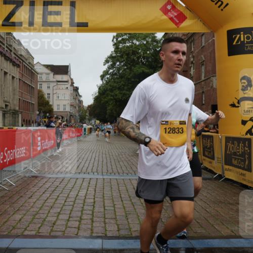 13.09.2026 - Kiel Lauf Yannick Fuchs http://msf.ph/oto/10418016 13.09.2026 09:39:21 Ziel 3522, 5272, 5398, 5869, 7216, 7431, 8591, 12682, 12833, 20, 682, 1702, 1927, 4314, 7747, 8313, 8943, 9838, 10894, 12496, 4104, 8807, 9351, 9444, 9782, 10303, 10769, 12172, 3814, 7747, 8482, 9759, 10415, 10894 meine-sportfotos.de
