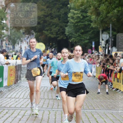 13.09.2026 - Kiel Lauf Yannick Fuchs http://msf.ph/oto/10418022 13.09.2026 09:39:23 Ziel 3522, 4104, 5272, 5398, 5869, 7216, 7431, 8591, 8807, 12682, 12833, 20, 682, 1702, 1927, 4314, 8313, 8943, 9838, 10894, 12496, 12682, 4862, 9351, 9444, 9782, 10303, 10769, 12172, 7747, 8482, 9759, 10415, 10894 meine-sportfotos.de