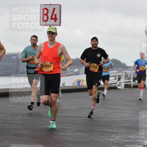 13.09.2026 - Kiel Lauf Andreas Tolksdorf http://msf.ph/oto/10418030 13.09.2026 10:56:50 Kiellinie 12683, 4, 41, 3945, 9253, 3970 meine-sportfotos.de