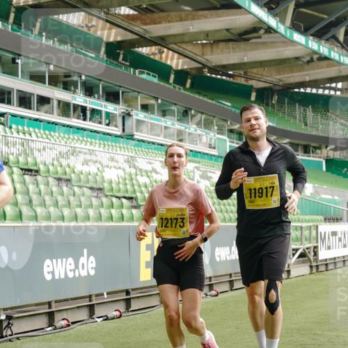 13.09.2026 - 21. swb-Marathon Bremen Michael Burmester http://msf.ph/oto/10418063 13.09.2026 10:42:57 Laufen im Stadion 10002, 10004, 10005, 10148, 10271, 10303, 10330, 10335, 10361, 10362, 10395, 10396, 10402, 10422, 10461, 10462, 10474, 10490, 10491, 10519, 10546, 10547, 10557, 10572, 10605, 10606, 10665, 10752, 10773, 10776, 10784, 10805, 10854, 10880, 10889, 10899, 10900, 10909, 10963, 10977, 11026, 11027, 11041, 11078, 11084, 11085, 11090, 11097, 11098, 11140, 11173, 11192, 11217, 11264, 11274, 11333, 11337, 11448, 11456, 11461, 11482 meine-sportfotos.de