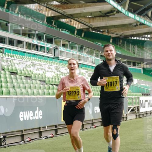 13.09.2026 - 21. swb-Marathon Bremen Michael Burmester http://msf.ph/oto/10418074 13.09.2026 10:42:58 Laufen im Stadion 10002, 10004, 10005, 10148, 10271, 10303, 10330, 10335, 10361, 10362, 10395, 10396, 10402, 10422, 10461, 10462, 10474, 10490, 10491, 10519, 10546, 10547, 10557, 10572, 10605, 10606, 10665, 10752, 10773, 10776, 10784, 10805, 10854, 10880, 10889, 10899, 10900, 10909, 10963, 10977, 11026, 11027, 11041, 11078, 11084, 11085, 11090, 11097, 11098, 11140, 11173, 11192, 11217, 11264, 11274, 11333, 11337, 11448, 11456, 11461, 11482 meine-sportfotos.de