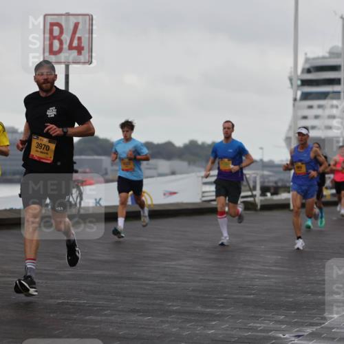13.09.2026 - Kiel Lauf Andreas Tolksdorf http://msf.ph/oto/10418111 13.09.2026 10:56:51 Kiellinie 3600, 38, 3970, 4, 3 meine-sportfotos.de