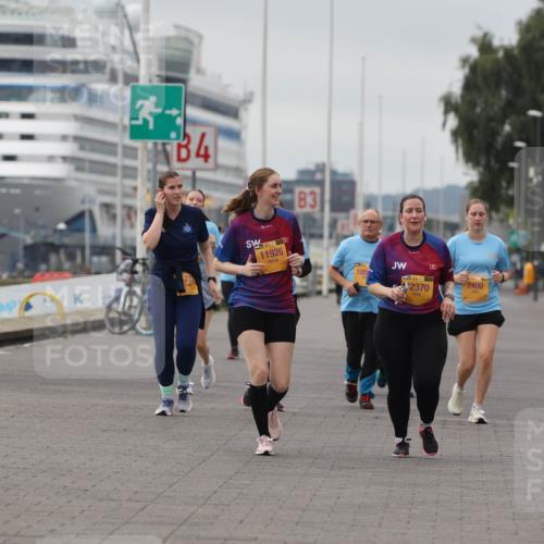 13.09.2026 - Kiel Lauf Andreas Tolksdorf http://msf.ph/oto/10418118 13.09.2026 10:08:23 Kiellinie 4, 83, 11926, 105, 7400, 2370 meine-sportfotos.de