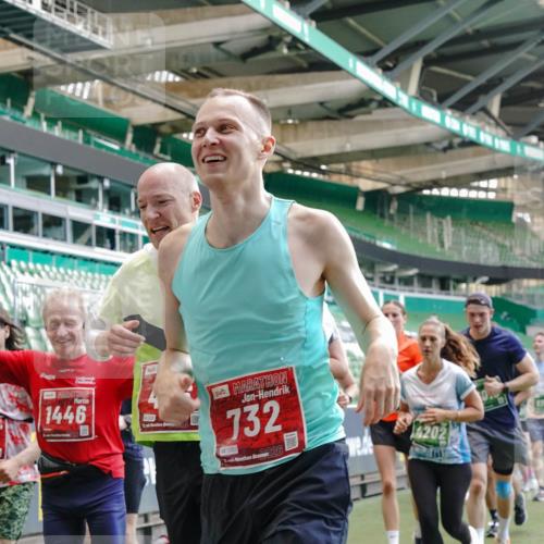 13.09.2026 - 21. swb-Marathon Bremen Michael Burmester http://msf.ph/oto/10418145 13.09.2026 13:20:27 Laufen im Stadion 333, 464, 512, 620, 704, 938, 1066, 1129, 1156, 1158, 1409, 1439, 1446, 1506, 1676, 1697, 1756, 1808, 1815, 1846, 1916, 2010, 2028, 2064, 2139, 2201, 2240, 2258, 2278, 2315, 2349, 2394, 2395, 2414, 2417, 2437, 2501, 2519, 2533, 2557, 2563, 2588, 2626, 2689, 2694, 2695, 2702, 2703, 2722, 2736, 2756, 2793, 2843, 2886, 2983, 3004, 3010, 3017, 3018, 3031, 3035, 3036, 3037, 3046, 3059, 3070, 3072, 3074, 3102, 3116, 3139, 3189, 3198, 3243, 3263, 3264, 3310, 3315 meine-sportfotos.de
