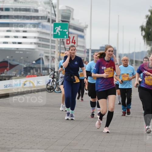 13.09.2026 - Kiel Lauf Andreas Tolksdorf http://msf.ph/oto/10418187 13.09.2026 10:08:24 Kiellinie 4, 11926, 10554, 12370, 400 meine-sportfotos.de