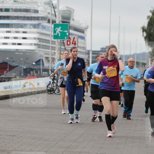 13.09.2026 - Kiel Lauf Andreas Tolksdorf http://msf.ph/oto/10418225 13.09.2026 10:08:25 Kiellinie 1305, 4, 11926, 10, 0100 meine-sportfotos.de