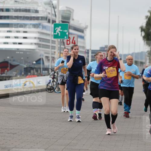 13.09.2026 - Kiel Lauf Andreas Tolksdorf http://msf.ph/oto/10418231 13.09.2026 10:08:25 Kiellinie 3, 1305, 39, 11926, 10554 meine-sportfotos.de