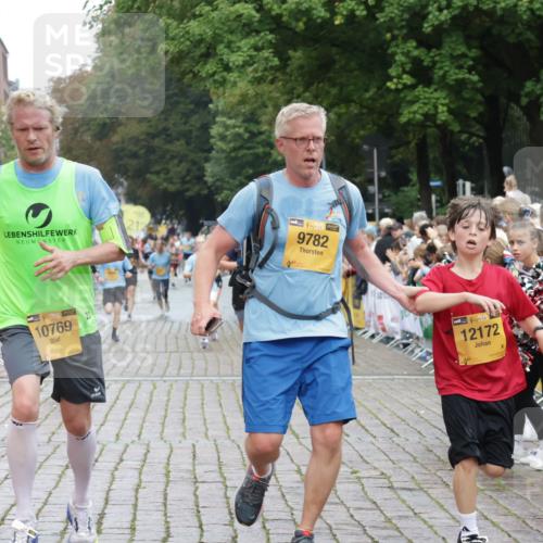 13.09.2026 - Kiel Lauf Yannick Fuchs http://msf.ph/oto/10418255 13.09.2026 09:39:40 Ziel 4090, 4862, 9351, 9444, 9782, 10303, 10769, 12172, 20, 1927, 3522, 4104, 5272, 5398, 5869, 7216, 7431, 8591, 8807, 12496, 12682, 12833, 2123, 2510, 4605, 6209, 8620, 9367, 10031, 11034, 20, 1702, 1927 meine-sportfotos.de