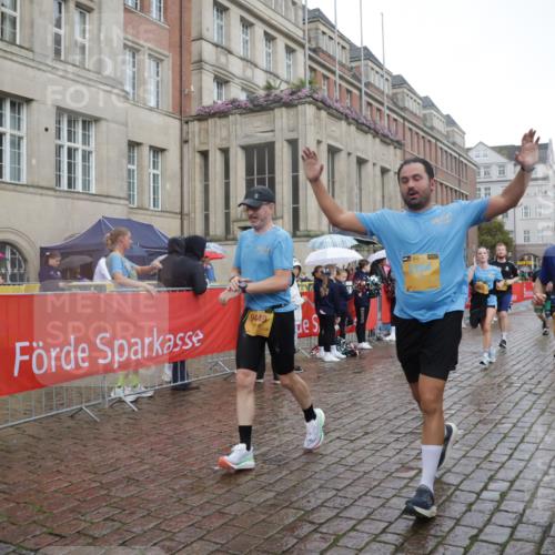 13.09.2026 - Kiel Lauf Yannick Fuchs http://msf.ph/oto/10418279 13.09.2026 10:50:23 Ziel 177, 213, 274, 576, 706, 707, 807, 835, 1008, 1154, 1779, 1980, 3032, 3214, 3216, 3436, 3737, 3769, 3889, 3929, 4270, 4743, 5100, 5456, 6127, 6248, 6250, 7791, 8086, 8365, 8753, 8779, 8865, 8866, 8880, 9034, 9231, 9325, 9423, 10382, 11391, 11413, 11545, 11614, 12117, 12288, 124, 136, 253, 707, 723, 1057, 1401, 1452, 2709, 2733, 2901, 3008, 3076, 3164, 3889, 4039, 4317, 4714, 4921, 5115, 5370, 5394, 5438, 5685, 5804, 6445, 6827, 6830, 6831, 8237 meine-sportfotos.de