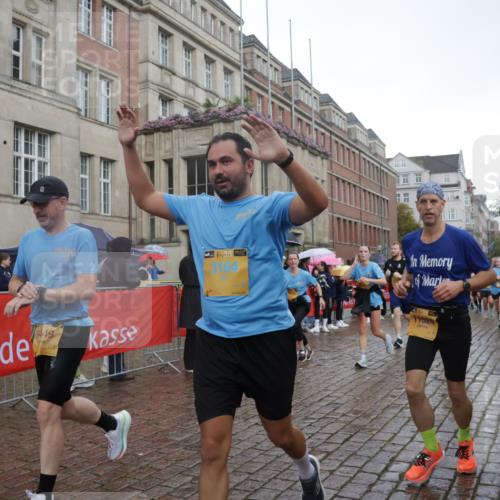 13.09.2026 - Kiel Lauf Yannick Fuchs http://msf.ph/oto/10418283 13.09.2026 10:50:23 Ziel 177, 213, 274, 576, 706, 707, 807, 835, 1008, 1154, 1779, 1980, 3032, 3214, 3216, 3436, 3737, 3769, 3889, 3929, 4270, 4743, 5100, 5456, 6127, 6248, 6250, 7791, 8086, 8365, 8753, 8779, 8865, 8866, 8880, 9034, 9231, 9325, 9423, 10382, 11391, 11413, 11545, 11614, 12117, 12288, 124, 136, 253, 707, 723, 1057, 1401, 1452, 2709, 2733, 2901, 3008, 3076, 3164, 3889, 4039, 4317, 4714, 4921, 5115, 5370, 5394, 5438, 5685, 5804, 6445, 6827, 6830, 6831, 8237 meine-sportfotos.de