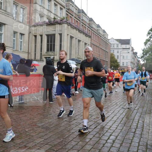 13.09.2026 - Kiel Lauf Yannick Fuchs http://msf.ph/oto/10418311 13.09.2026 10:50:25 Ziel 177, 213, 274, 576, 807, 835, 952, 1008, 1124, 1779, 1980, 3032, 3214, 3216, 3436, 3737, 3769, 3929, 4270, 4743, 4922, 5100, 5456, 6127, 6248, 6250, 6864, 7266, 7520, 7791, 8086, 8365, 8753, 8779, 8865, 8866, 8880, 9148, 9231, 9325, 9434, 10382, 10486, 11080, 11413, 11545, 11614, 12117, 12288, 124, 136, 253, 706, 707, 723, 1008, 1057, 1154, 1401, 1452, 2709, 2733, 2901, 3076, 3889, 4039, 4317, 4714, 4743, 4921, 5115, 5394, 5438, 5685, 5804, 6248, 6250, 6445, 6830, 6831, 8237 meine-sportfotos.de