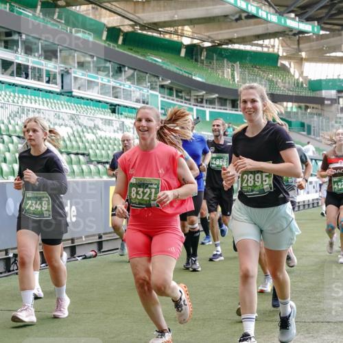13.09.2026 - 21. swb-Marathon Bremen Michael Burmester http://msf.ph/oto/10418356 13.09.2026 13:20:33 Laufen im Stadion 333, 464, 512, 620, 704, 782, 938, 1066, 1129, 1156, 1158, 1316, 1409, 1439, 1446, 1676, 1697, 1756, 1808, 1815, 1846, 1916, 2010, 2028, 2064, 2139, 2201, 2240, 2258, 2278, 2315, 2349, 2394, 2395, 2414, 2417, 2437, 2501, 2519, 2533, 2588, 2626, 2689, 2694, 2695, 2702, 2703, 2722, 2736, 2756, 2793, 2843, 2886, 2983, 3004, 3010, 3017, 3018, 3031, 3035, 3036, 3037, 3046, 3059, 3070, 3074, 3102, 3116, 3139, 3144, 3189, 3243, 3263, 3264, 3310, 3315 meine-sportfotos.de