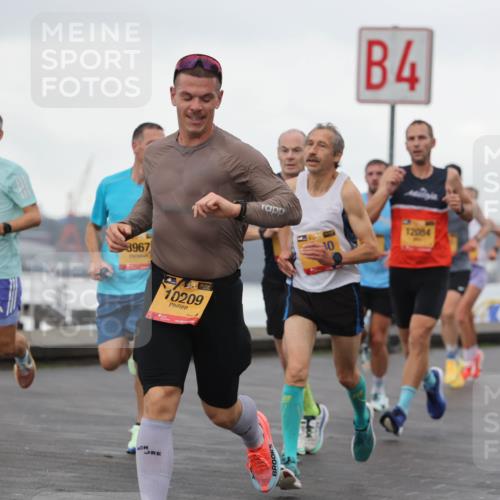 13.09.2026 - Kiel Lauf Andreas Tolksdorf http://msf.ph/oto/10418359 13.09.2026 10:57:06 Kiellinie 949, 3967, 10209, 4, 12084 meine-sportfotos.de