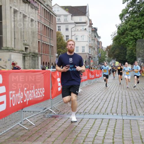 13.09.2026 - Kiel Lauf Yannick Fuchs http://msf.ph/oto/10418362 13.09.2026 09:39:45 Ziel 2510, 4090, 4605, 4862, 8620, 9367, 9444, 9782, 10303, 10769, 12172, 3522, 4104, 5272, 5398, 5869, 7216, 7431, 8591, 8807, 9351, 9444, 12496, 12682, 12833, 1120, 2123, 3416, 5946, 6209, 10031, 11034, 20, 1702, 1927, 12496, 12682 meine-sportfotos.de