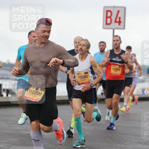 13.09.2026 - Kiel Lauf Andreas Tolksdorf http://msf.ph/oto/10418367 13.09.2026 10:57:06 Kiellinie 949, 10209, 120, 4, 10040, 12084 meine-sportfotos.de