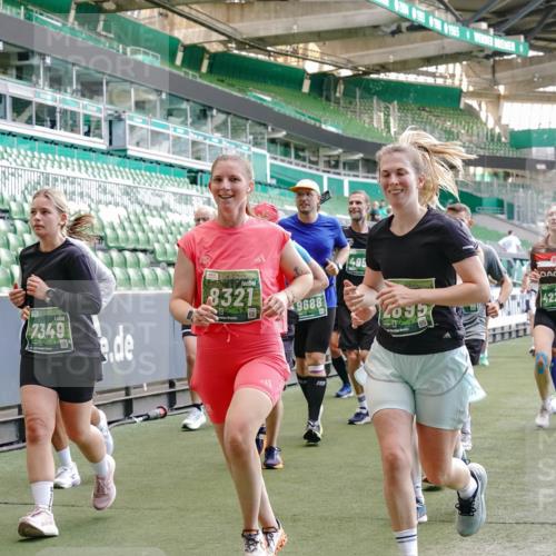 13.09.2026 - 21. swb-Marathon Bremen Michael Burmester http://msf.ph/oto/10418374 13.09.2026 13:20:33 Laufen im Stadion 333, 464, 512, 620, 704, 782, 938, 1066, 1129, 1156, 1158, 1316, 1409, 1439, 1446, 1676, 1697, 1756, 1808, 1815, 1846, 1916, 2010, 2028, 2064, 2139, 2201, 2240, 2258, 2278, 2315, 2349, 2394, 2395, 2414, 2417, 2437, 2501, 2519, 2533, 2588, 2626, 2689, 2694, 2695, 2702, 2703, 2722, 2736, 2756, 2793, 2843, 2886, 2983, 3004, 3010, 3017, 3018, 3031, 3035, 3036, 3037, 3046, 3059, 3070, 3074, 3102, 3116, 3139, 3144, 3189, 3243, 3263, 3264, 3310, 3315 meine-sportfotos.de