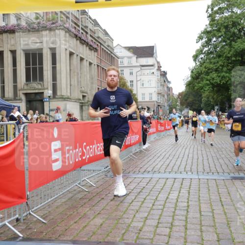 13.09.2026 - Kiel Lauf Yannick Fuchs http://msf.ph/oto/10418384 13.09.2026 09:39:45 Ziel 2510, 4090, 4605, 4862, 8620, 9367, 9444, 9782, 10303, 10769, 12172, 3522, 4104, 5272, 5398, 5869, 7216, 7431, 8591, 8807, 9351, 9444, 12496, 12682, 12833, 1120, 2123, 3416, 5946, 6209, 10031, 11034, 20, 1702, 1927, 12496, 12682 meine-sportfotos.de