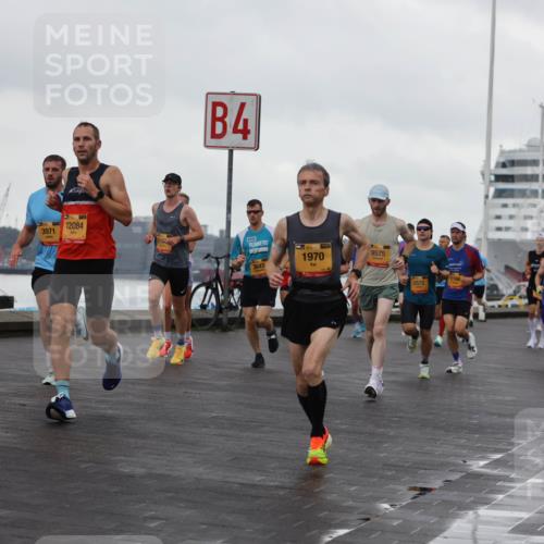 13.09.2026 - Kiel Lauf Andreas Tolksdorf http://msf.ph/oto/10418395 13.09.2026 10:57:07 Kiellinie 10040, 3971, 12084, 4, 118, 1, 39, 1970, 9575, 2572, 1166, 3 meine-sportfotos.de