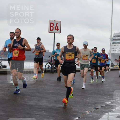 13.09.2026 - Kiel Lauf Andreas Tolksdorf http://msf.ph/oto/10418407 13.09.2026 10:57:07 Kiellinie 10040, 4, 12084, 1, 39, 1970, 9575, 2572, 1166, 3 meine-sportfotos.de