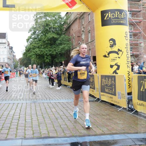 13.09.2026 - Kiel Lauf Yannick Fuchs http://msf.ph/oto/10418408 13.09.2026 09:39:47 Ziel 2510, 4090, 4605, 4862, 8620, 9367, 9782, 10303, 10769, 12172, 3522, 4104, 5272, 5398, 5869, 7216, 7431, 8591, 8807, 9351, 9444, 12682, 12833, 1120, 2123, 3416, 5946, 6209, 10031, 11034, 20, 1927, 5869, 7431, 12496, 12682 meine-sportfotos.de