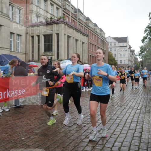 13.09.2026 - Kiel Lauf Yannick Fuchs http://msf.ph/oto/10418409 13.09.2026 10:50:32 Ziel 213, 274, 395, 576, 807, 835, 952, 1124, 1737, 1779, 1904, 1921, 1980, 2530, 3032, 3737, 3769, 3929, 4875, 4922, 5100, 5549, 5800, 6127, 6666, 6864, 7266, 7520, 8086, 8131, 8365, 8768, 9013, 9148, 9433, 9434, 10486, 11080, 12117, 12288, 12429, 12602, 124, 136, 177, 706, 707, 723, 835, 1008, 1057, 1154, 1401, 1779, 2709, 2901, 3214, 3216, 3436, 3889, 4270, 4317, 4714, 4743, 5115, 5394, 5438, 5456, 5685, 5804, 6248, 6250, 6445 meine-sportfotos.de